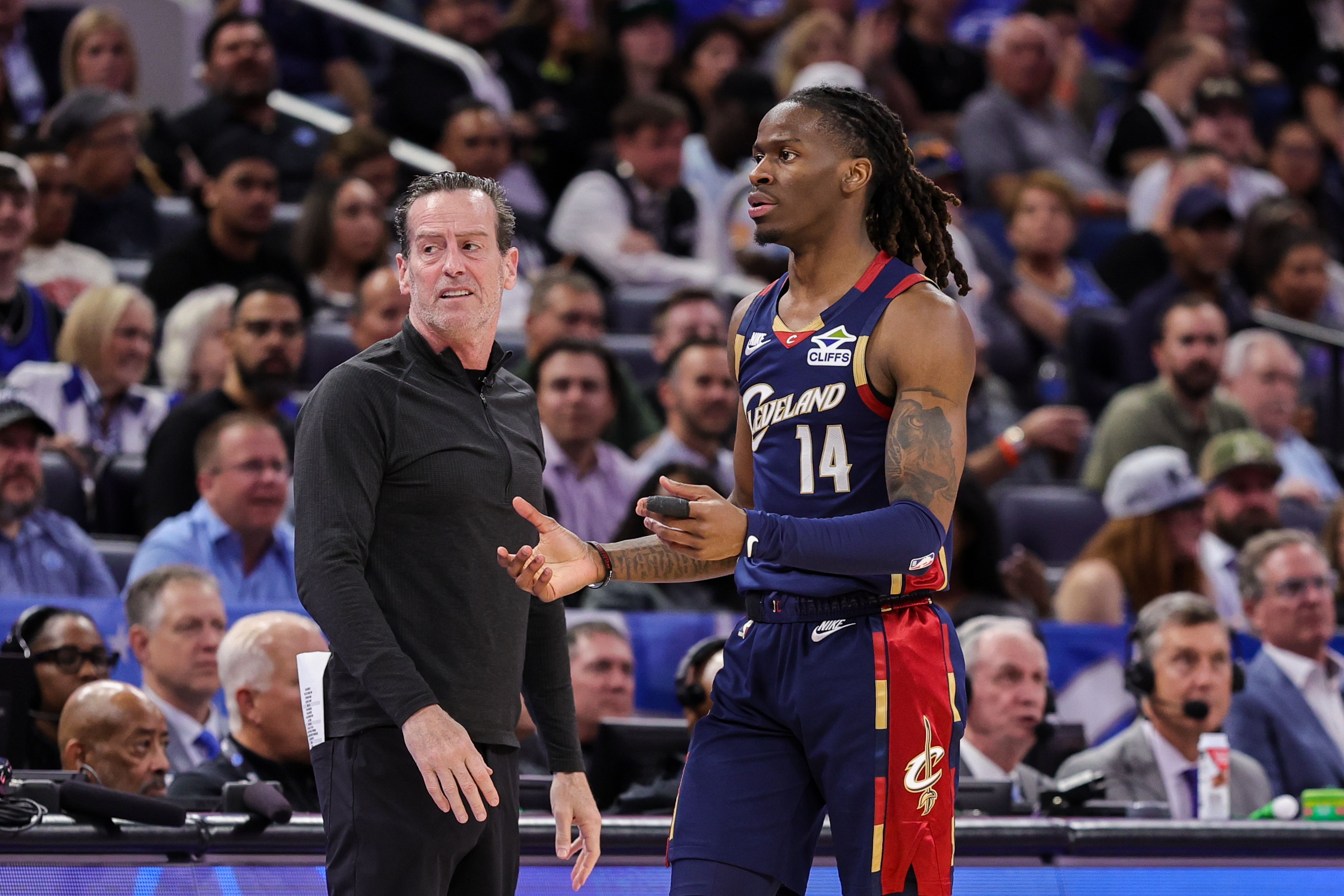 世界杯比赛在线观看软件-埃利斯:魔术倾向于冲筐 一开始我们让他们上篮有点太容易了